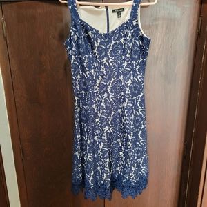 Roz & Ali Navy Blue and Nude Lace Dress, Size 4